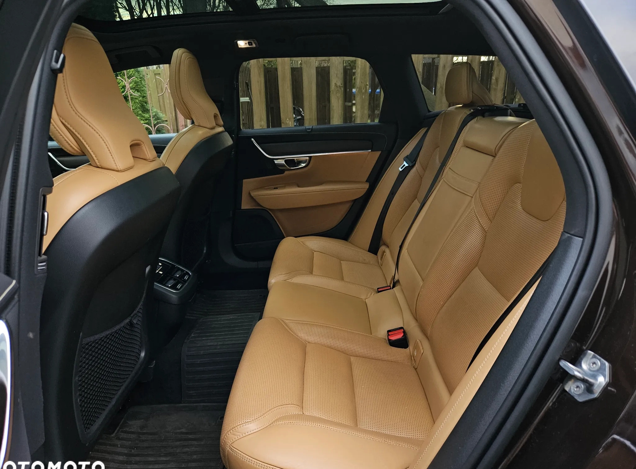Volvo V90 Cross Country cena 159000 przebieg: 152500, rok produkcji 2019 z Wrocław małe 704